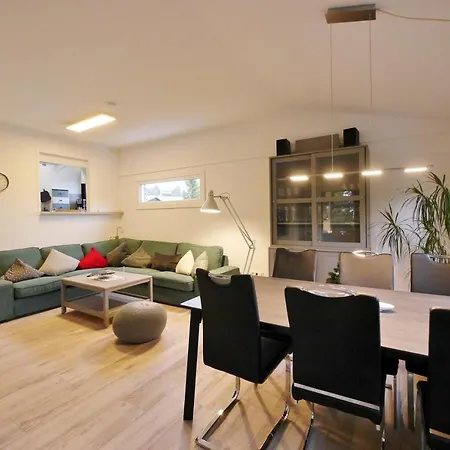 Hébergement de vacances Free Willi Mit Wintergarten Und Grosser Eingezaeunter Terrasse *